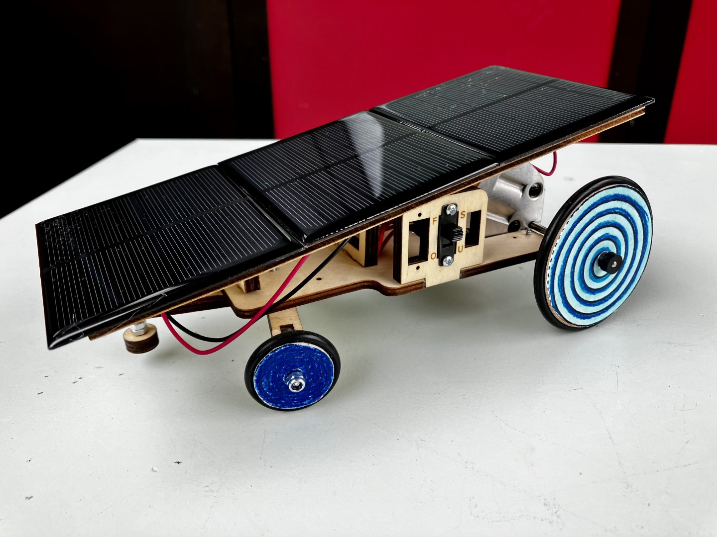 Flitzer durch Sonnenkraft – SolarCup 2023 an der Europaschule Gladenbach