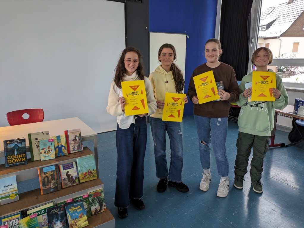 Nina Seibert ist die Siegerin des Vorlesewettbewerbs 2023